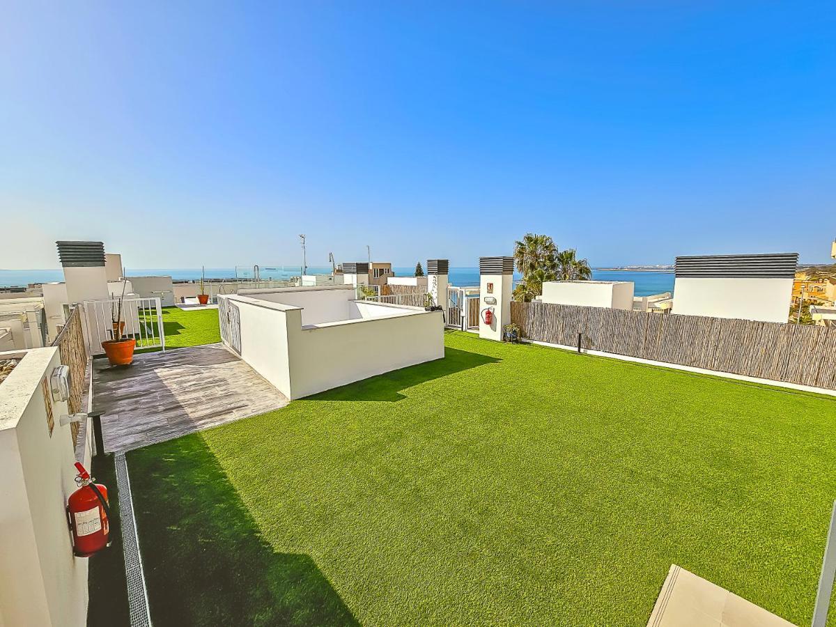 Oceanfront Duplex With A Rooftop Pool And Terrace Эль-Пуэрто-де-Санта-Мария Экстерьер фото