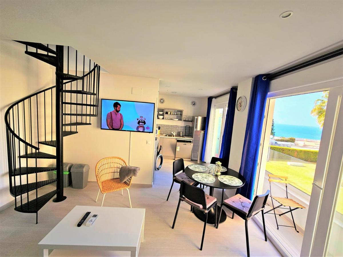 Oceanfront Duplex With A Rooftop Pool And Terrace Эль-Пуэрто-де-Санта-Мария Экстерьер фото