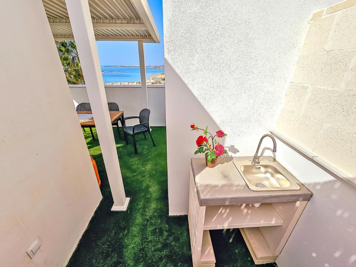 Oceanfront Duplex With A Rooftop Pool And Terrace Эль-Пуэрто-де-Санта-Мария Экстерьер фото